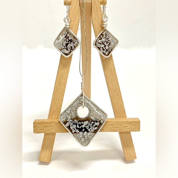 HANDMADE Silver Leaf Geometric Resin Art Jewelry Set - Picture 9 of 10